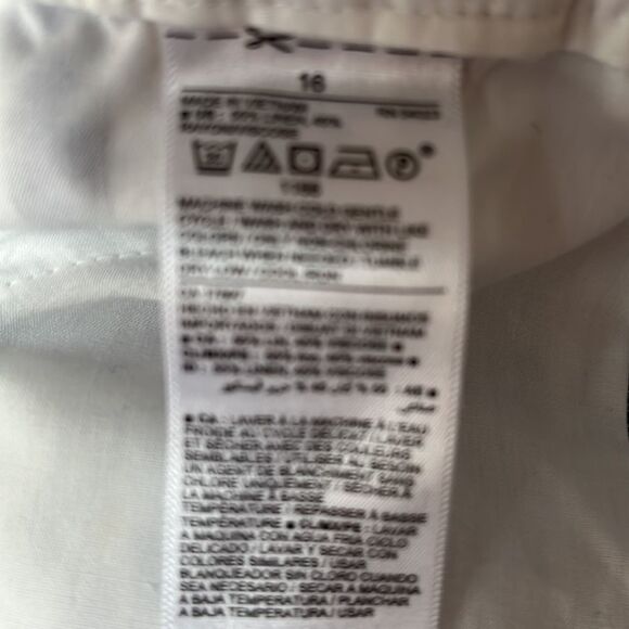 OLD navy striped lined blend shorts size 16. - Picture 4 of 8